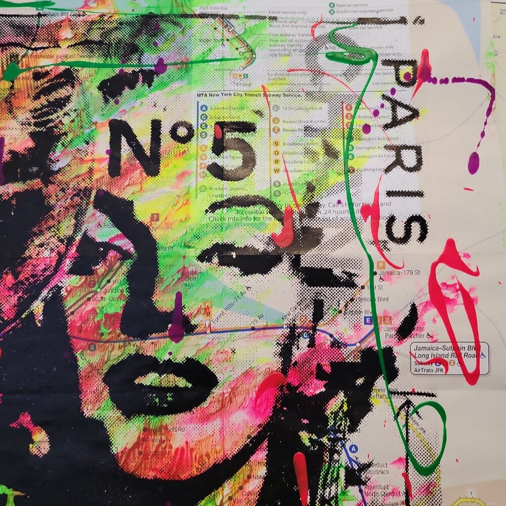 💋 Handpainted  Marilyn Monroe Chanel Acrylic Art Painting on NYC Subway Map - Picture 6 of 7